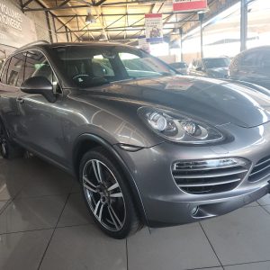2013 Porsche Cayenne Diesel A/T 164668kms